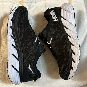 Men’s HOKA  Gaviota 4